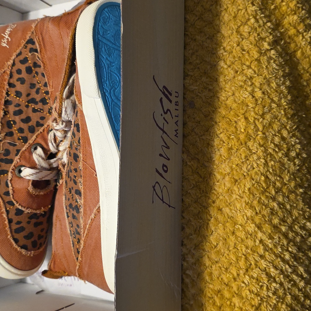 Blowfish Desert Caramel High-Top Sneakers - Picture 4 of 4